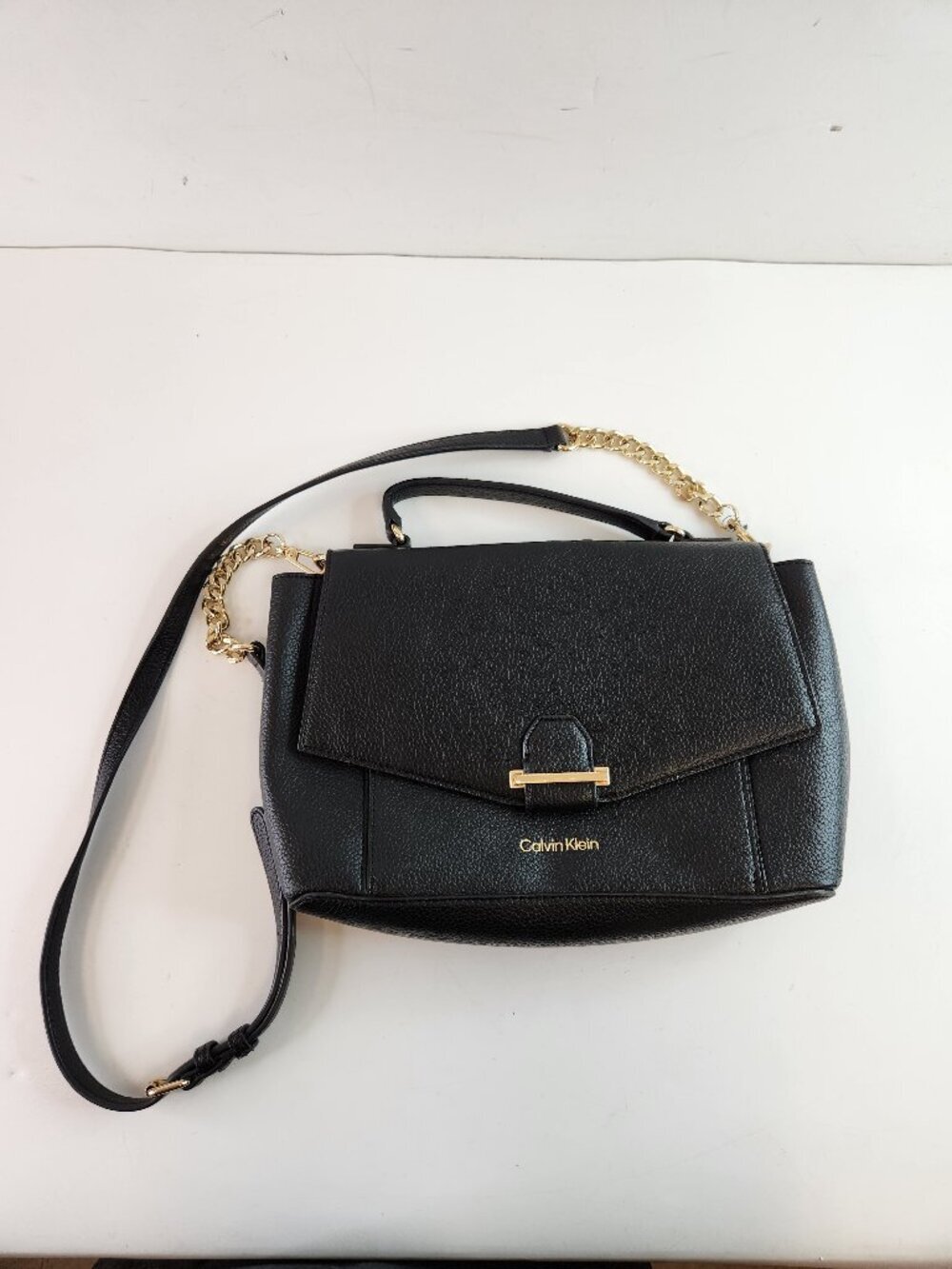 Calvin Klein Faux Leather Crossbody Bag in Black with Gold Hardware